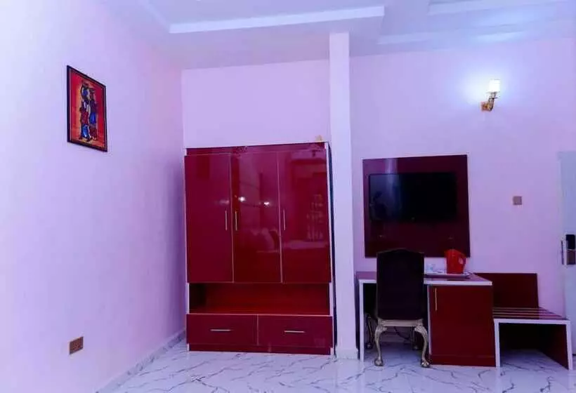 هتل Golden Movida