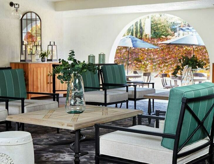 Отель The Lodge At Healdsburg, Tapestry Collection By Hilton