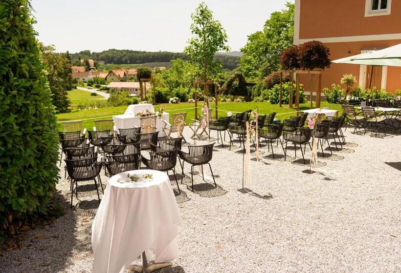 ホテル Kh1897 I Kirchenwirt Hofer