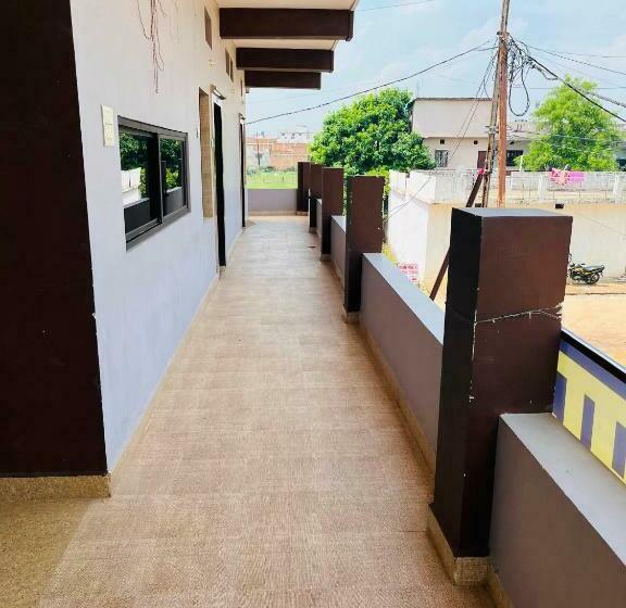 Отель Oyo 91480 Pangat Guest House