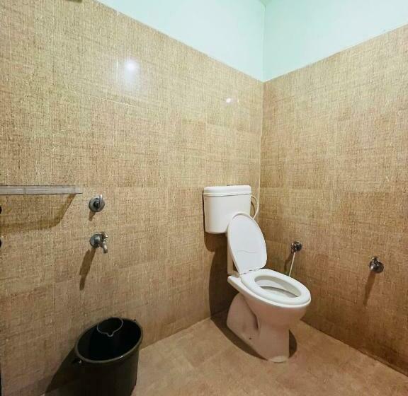 Отель Oyo 91480 Pangat Guest House