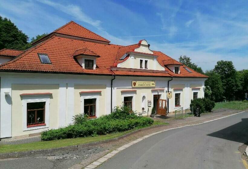 Zámecký Hotel Náchod