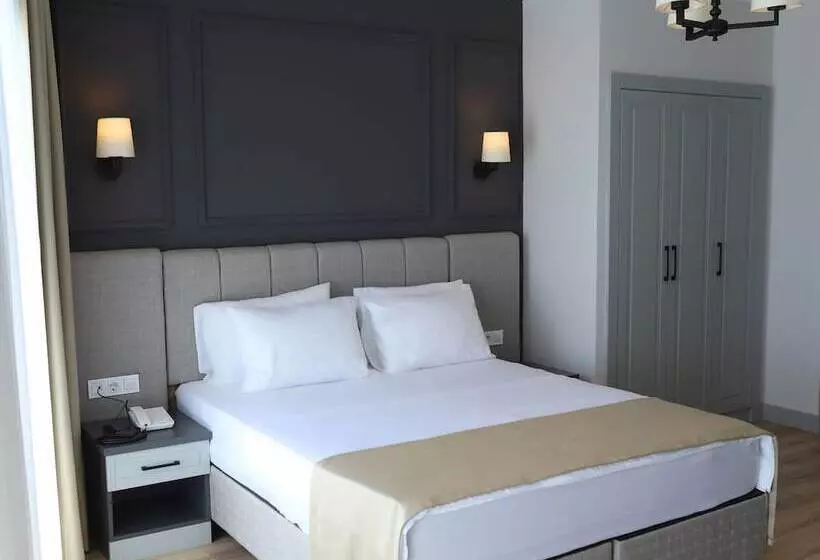 ホテル Fontana Verde