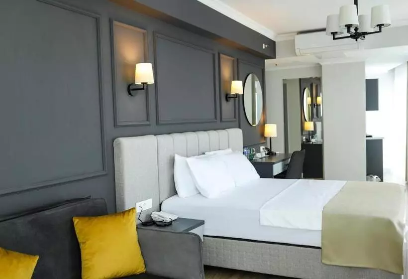 ホテル Fontana Verde