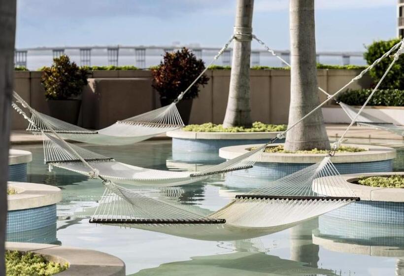 בית מלון כפרי Four Seasons Suite