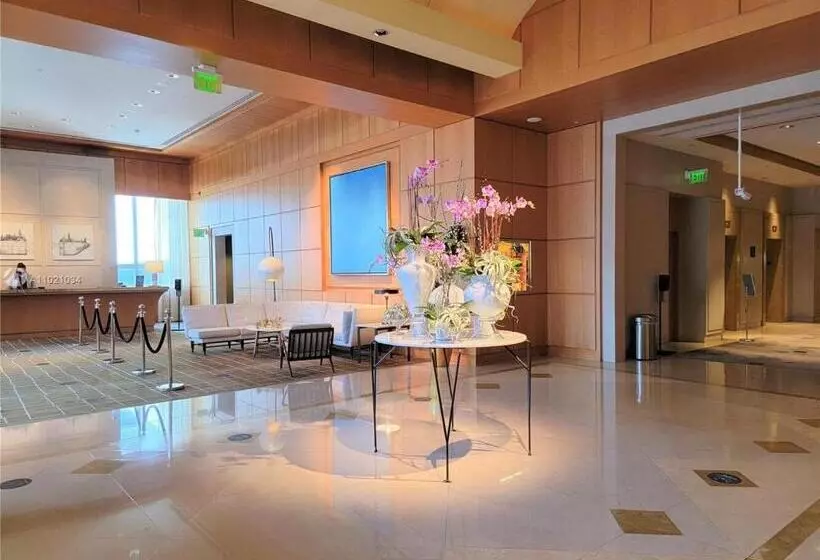 هتل Four Seasons Suite