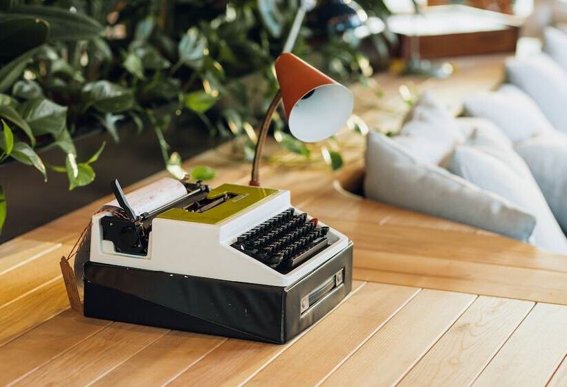 Greet Hotel La Rochelle Centre