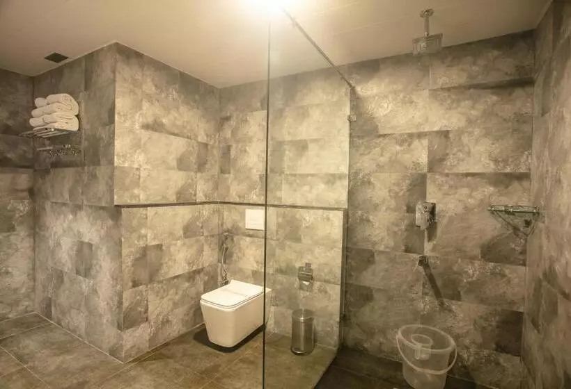 Hotelli Magpie Libing Grand