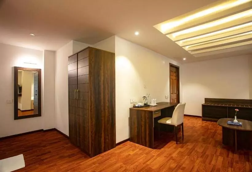 Hotelli Magpie Libing Grand