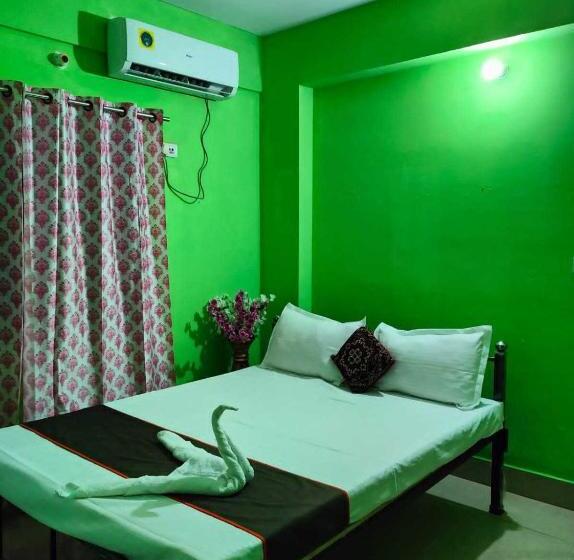 בית מלון כפרי Oyo  91000 Larica Homestays