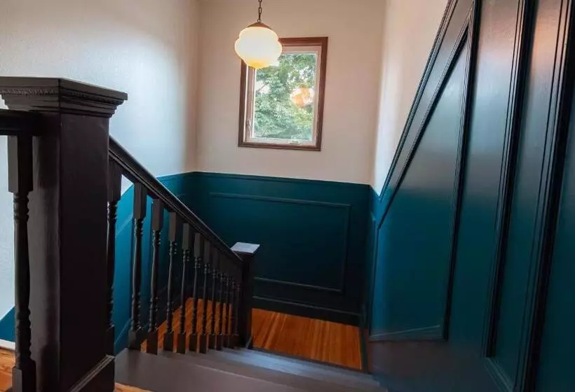 Historic Hotel Packwood