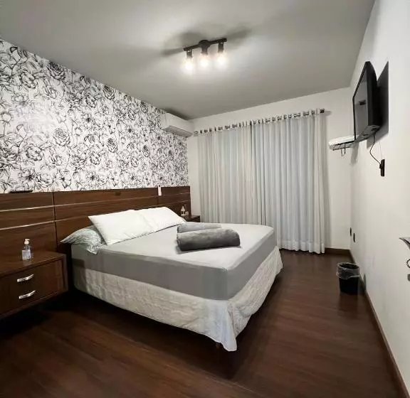 Majatalo Pousada Central Jaraguá