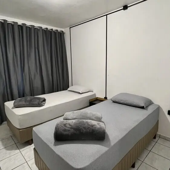 ペンション Pousada Central Jaraguá