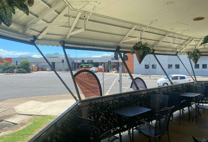 호스텔 Tomato Backpackers