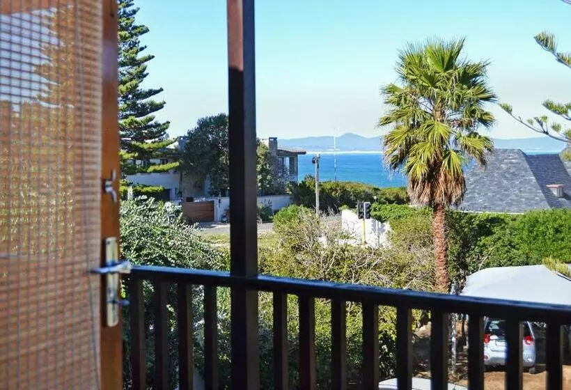 Aamiaismajoitus (B&B) Chesham House