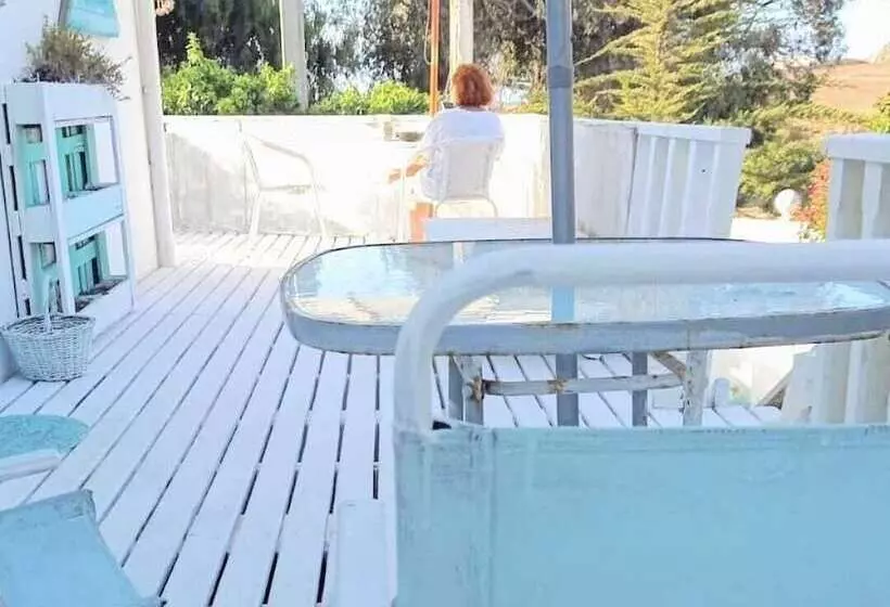 ベッドアンドブレックファースト The Ocean Hostel