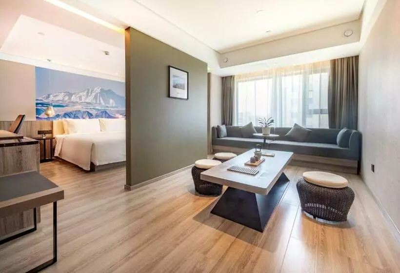 Atour Hotel Lanzhou Anning Zhonghai Plaza