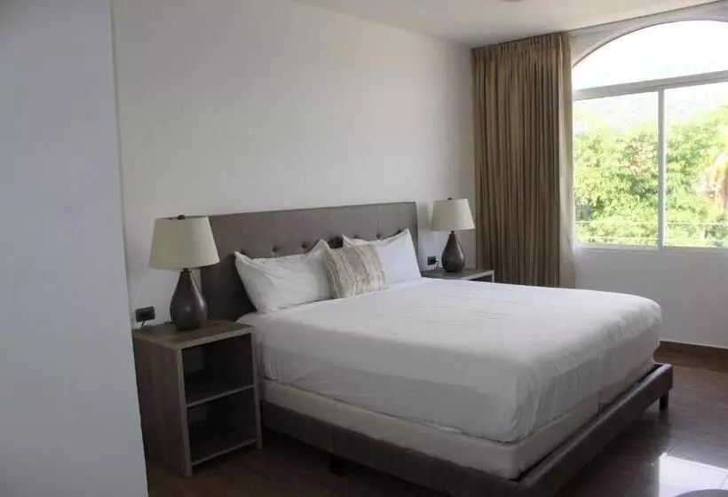 هتل Diana Princess