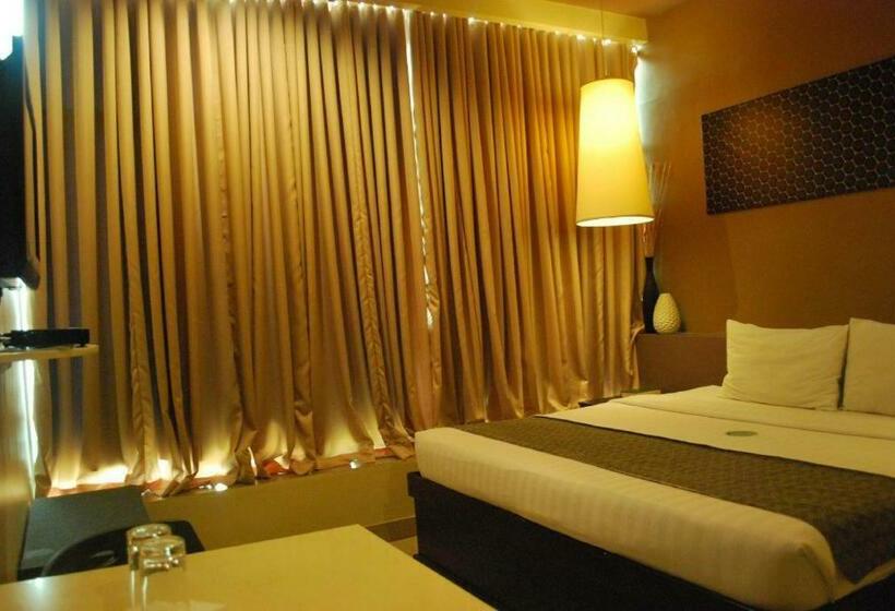 Отель Greenwindows