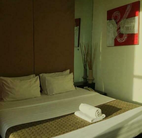 Отель Greenwindows