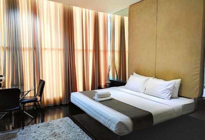 Отель Greenwindows