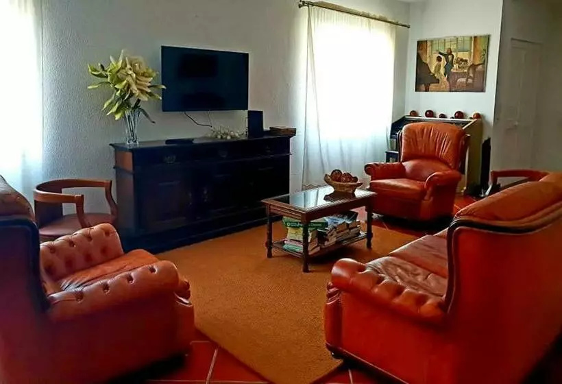 ペンション Casa Pilar