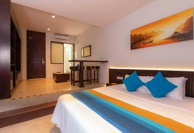 استراحتگاه Serendipity Lake Hikkaduwa