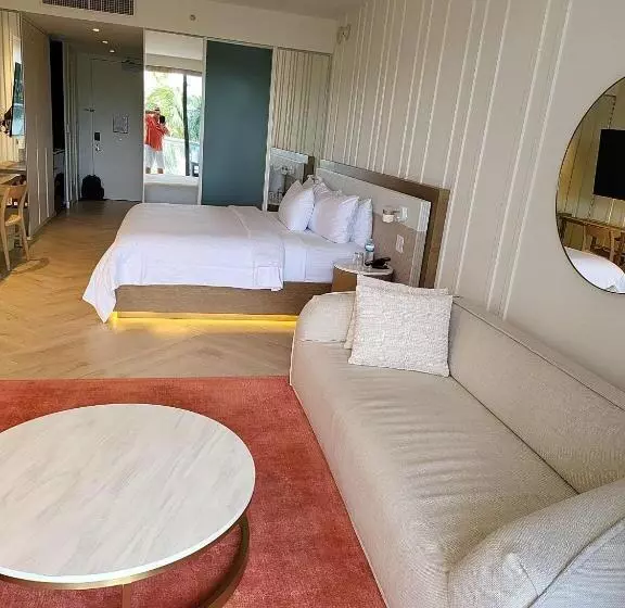 W Hotel Residences Suite South Beach