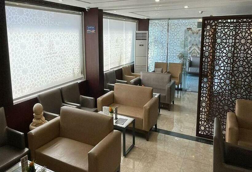 فندق المصباح المميز