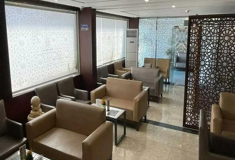 فندق المصباح المميز