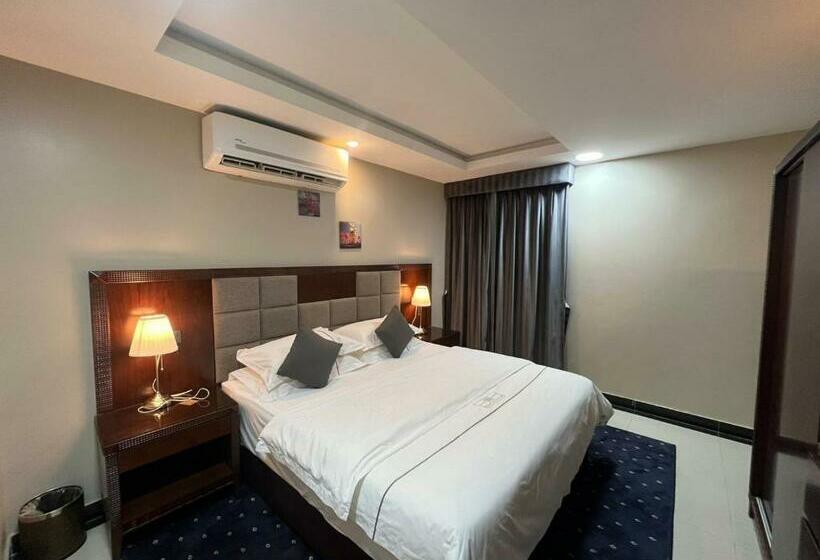 فندق المصباح المميز