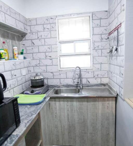 Amazing Grace Hostel And International Serviced Apartments