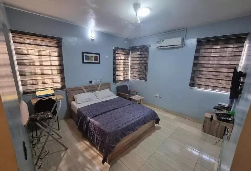 Amazing Grace Hostel And International Serviced Apartments