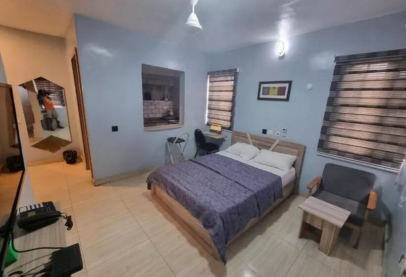 Amazing Grace Hostel And International Serviced Apartments