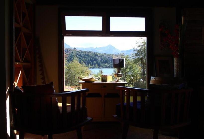 Hostel Le Fario Lodge In Patagonia
