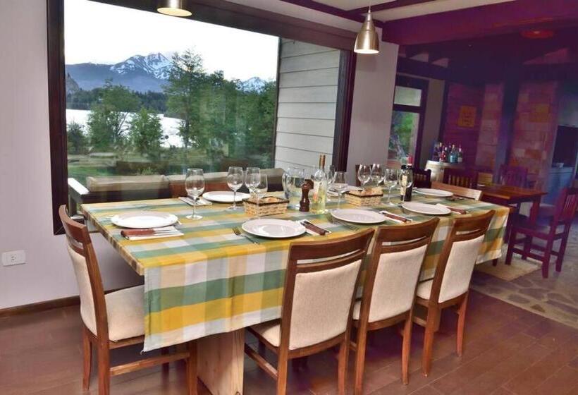 Hostel Le Fario Lodge In Patagonia