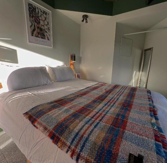 Bed and Breakfast Ivybank Villa