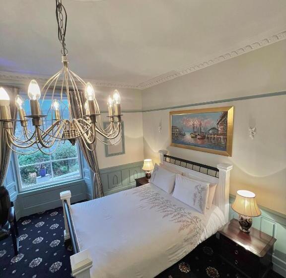 Bed and Breakfast Ivybank Villa