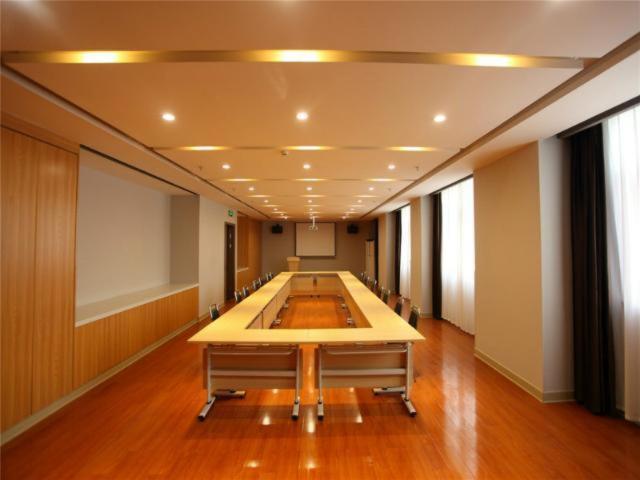 호텔 Jinjiang Inn Select Wuxi Nanchang Street Huaqing Bridge Metro Station