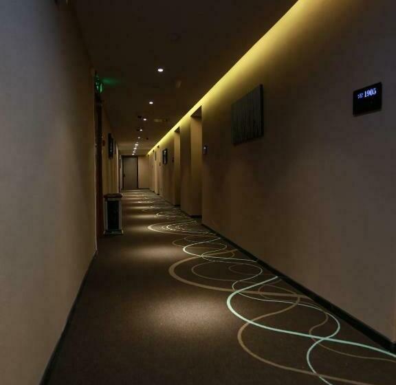 酒店 Xana Lite Guiyang Flower Orchard Petronas Twin Towers