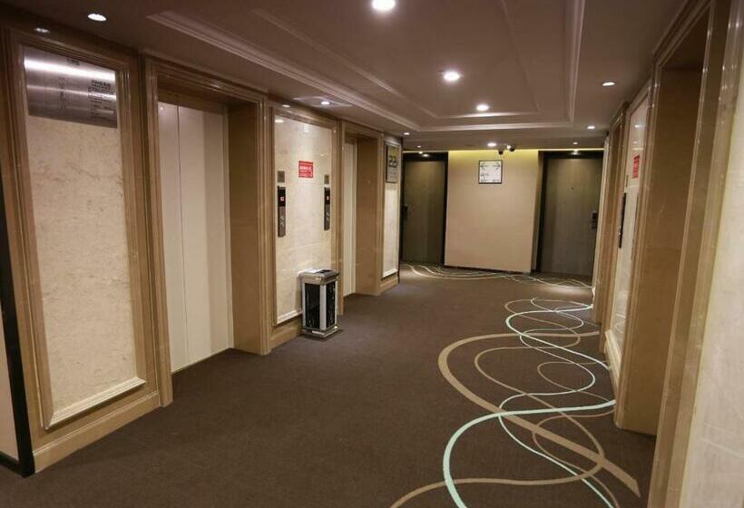 酒店 Xana Lite Guiyang Flower Orchard Petronas Twin Towers