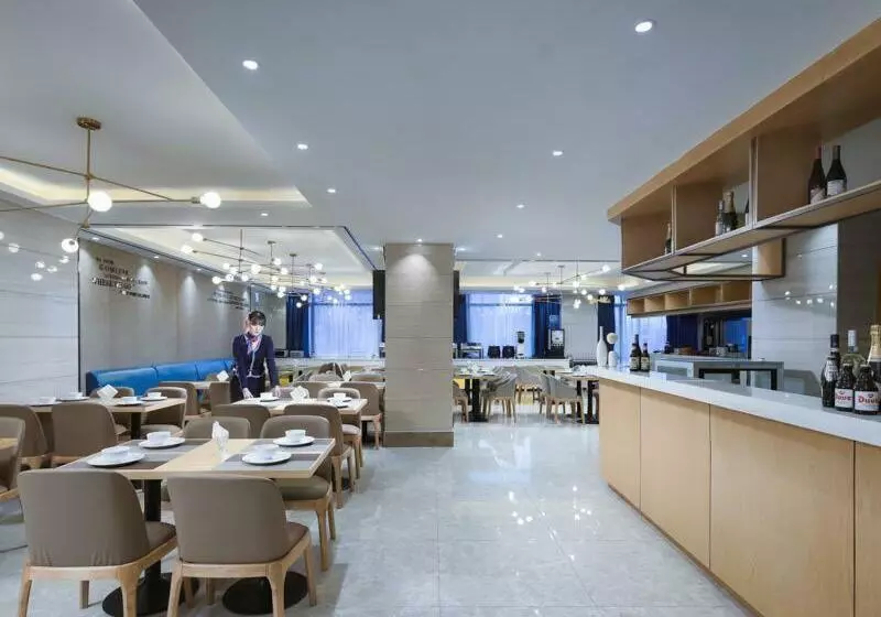 Kyriad Hotel Bozhou Lixin Wanbei Mall