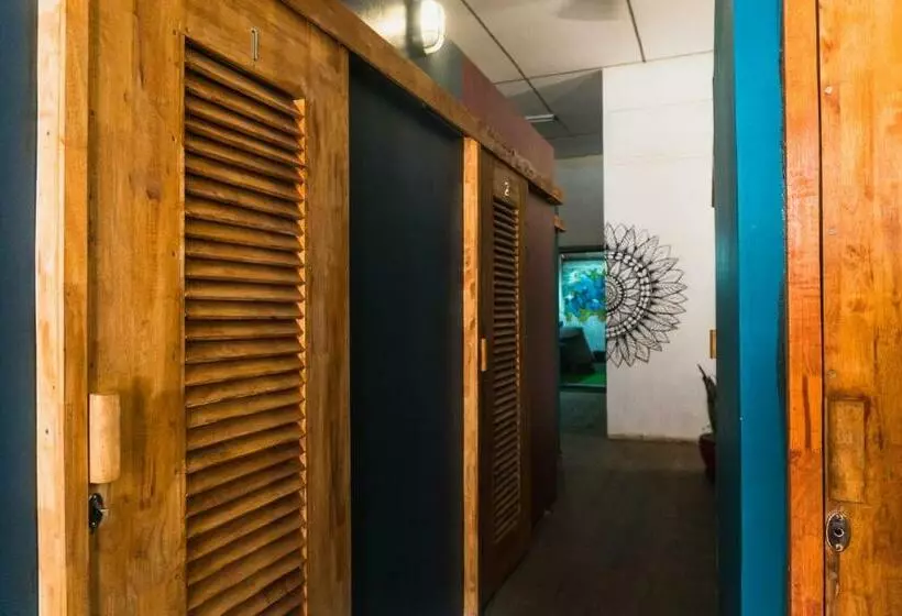 Pomme Hostel Restaurant & Bar   Private Sleeping Cabins