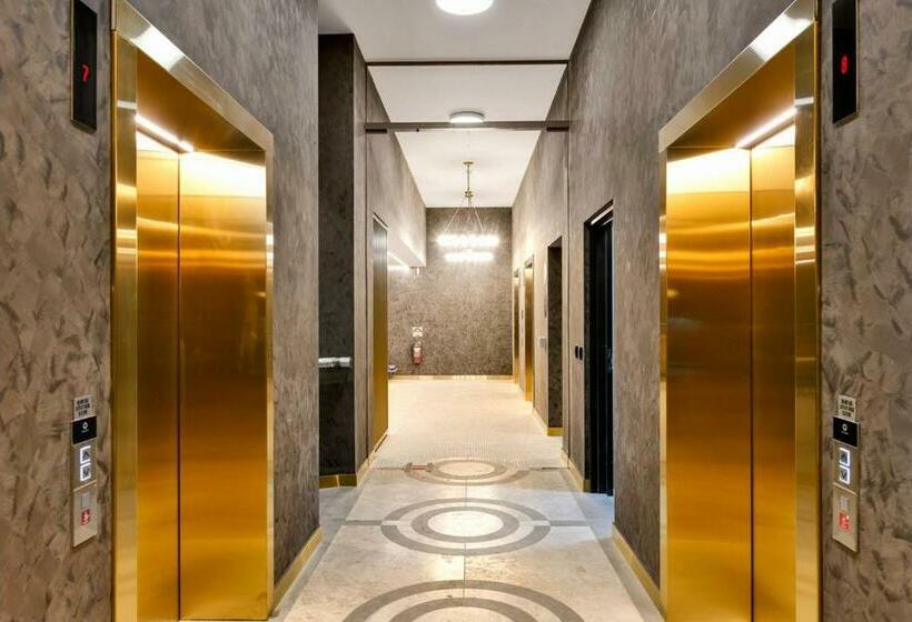 Realm Apartments By Cllix