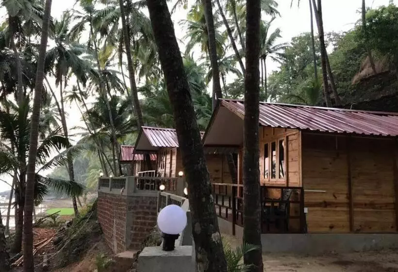 リゾートホテル Cola Beach Sunset Bay