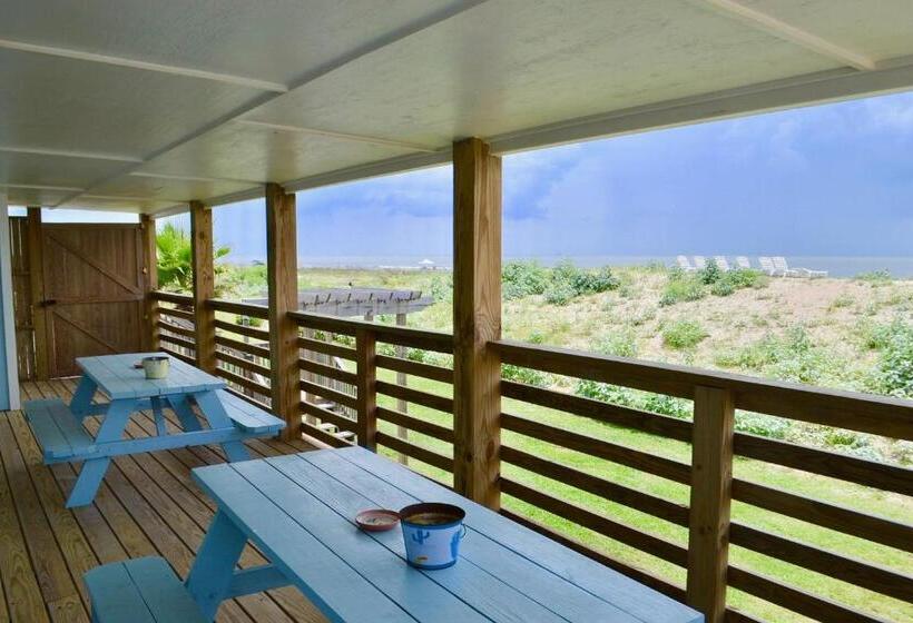 הוסטל Blue Dolphin Inn And Cottages