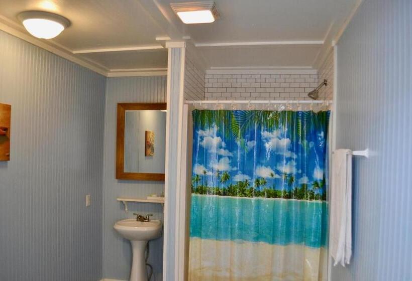 הוסטל Blue Dolphin Inn And Cottages