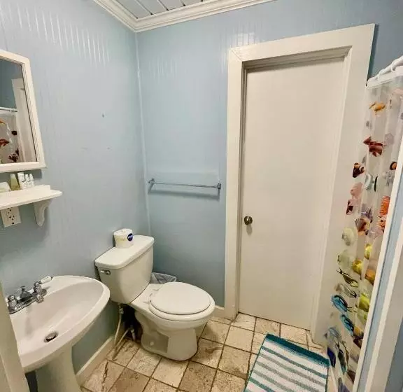 Retkeilymaja Blue Dolphin Inn And Cottages