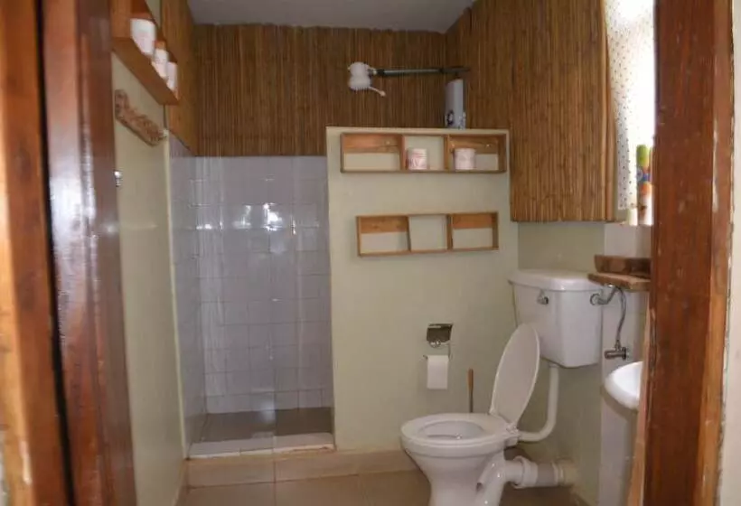 هاستل Jinja Backpackers