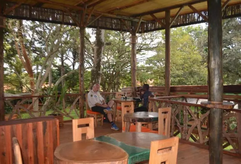 هاستل Jinja Backpackers